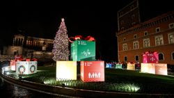 İtalya'nın başkenti Roma'da Noel hazırlıkları tamamlandı