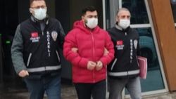 Kocaeli'de bir kişi evine giren hırsızı bıçaklayarak öldürdü