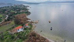 Yağışlar nedeniyle kendine gelen Bafa Gölü'nde bahar manzaraları