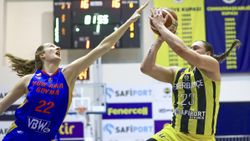 Fenerbahçe FIBA Kadınlar Avrupa Ligi'nde Arka Gdynia'yı yendi