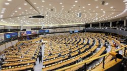 Avrupa Parlamentosu, Ukrayna'ya 1,2 milyar yardımı onayladı