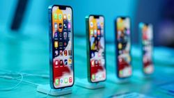 2021'de akıllı telefon pazarı 448 milyar dolar gelir elde etti