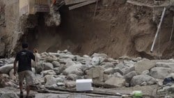 Peru'da 5.5 büyüklüğünde deprem: 120 kerpiç ev yıkıldı
