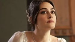 Diriliş Ertuğrul'un Halime'si Süslü Korkuluk'tan bakın neden ayrılmış! Kaprisli denmişti ama gerçek bambaşka..