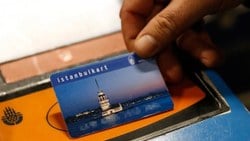 İstanbul için öğrenci kartlarında yaş sınırı kararı çıkmadı