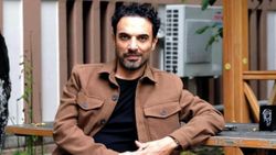 Yargı'nın Eren Komiser'inin 22 yıldır aynı yastığa baş koyduğu eşine bakın! Güzelliğiyle parmak ısırtıyor