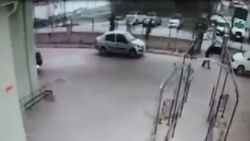 Kayseri'de üzerine çatı düşen engelli öldü 