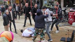 Denizli’de önce çocuğu ardından korumaya çalışan esnafı dövdüler