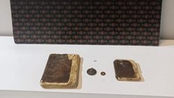 Kayseri'de 500 yıllık iki adet Kur'an-ı Kerim ele geçirildi