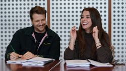 Başrolde İlayda Alişan ve Burak Yörük var! Seversin dizisi sete çıktı, ilk kareler mest etti