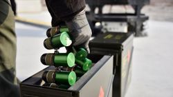 Atom 40 milimetre yüksek hızlı akıllı mühimmat sahada