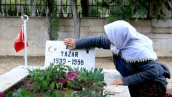 Konyalı aile, babalarının mezarını 67 yıl sonra şehitlikte buldu