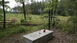 Polonya'da Nazi kampı yakınlarında 8 bin cesedin külünün olduğu toplu mezar bulundu