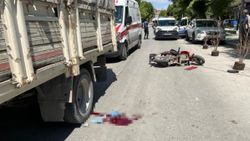 Eskişehir'de elektrikli bisiklet sürücüsü kamyonun altında kaldı