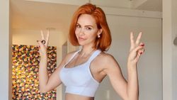 Zeynep Sever Demirel bikinili pozları ile büyüledi! 'Efsane görünüyorsun'