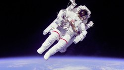 A woman in Japan was scammed by saying she was in space