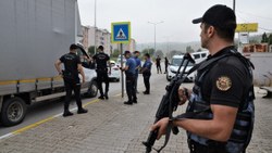 Türkiye genelinde 'huzur güven' uygulaması: 1270 kişi yakalandı