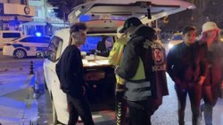 Kocaeli'de bir hafta önce ehliyet alan stajyer sürücü, alkollü yakalandı