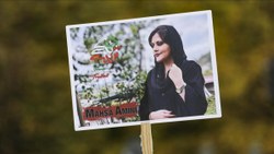 İran'da polise talimat: Başörtüsü ihlallerinin üzerine kararlılıkla gidin