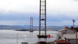 Körfez Köprüsü'nün ayakları 252 metreye ulaştı