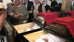 İki Sırp polisi 53 Kosovalının ölümünden sorumlu
