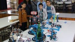 Samsun'da köy okulunda robot fuarı