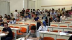 Darbecilerin eşleri soru hırsızı çıktı
