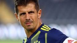 Emre Belözoğlu: Herkes farklı bir Fenerbahçe izleyecek