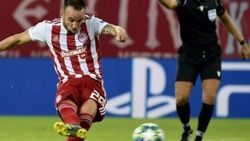 Tottenham Valbuena'yı durduramadı
