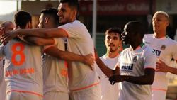 Alanyaspor, Adanaspor'u farklı geçti
