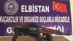 Kümesten kaleşnikof çıktı