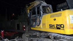 Şanlıurfa'da teröristler iş makinelerini kundakladı