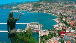 Kuşadası'nda inşaatlar durduruldu