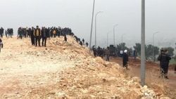 Teröristler Şanlıurfa'da polis aracına ateş açtı