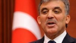 Abdullah Gül pilotların ailelerini aradı