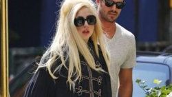 Lady Gaga terk edildi