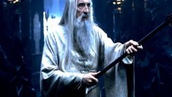 Yüzüklerin Efendisi’nin Saruman'ı Christopher Lee öldü