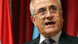 Lübnan rehineleri için Türkiye'den yardım isteyecek