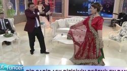 Mahmut Tuncer Hint dansı yapmaya çalıştı İZLE