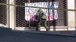 Maltepe'de bombalı pankart alarmı