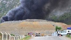 Manisa'da şehir çöplüğünde yangın