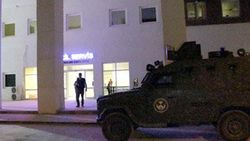 Van'da polis aracına saldırı