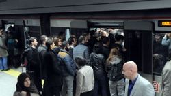 Ankara'da banliyö trenlerine ve Marmaray'a ek sefer