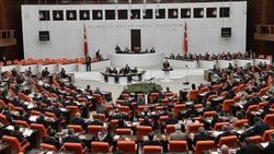 HDP Meclis'ten çekilmeyecek