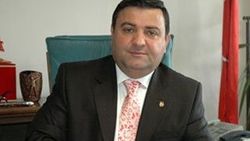 AK Parti'nin adayı Mehmet Kocatepe: Artvin hizmete aç