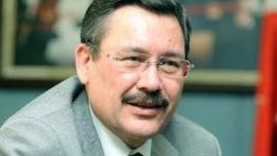 Melih Gökçek Ankara'da rakipsiz