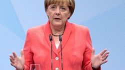 Merkel'den Yunanistan ile anlaşma mümkün açıklaması