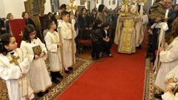 Mersin'deki Noel ayininde şehitler için dua