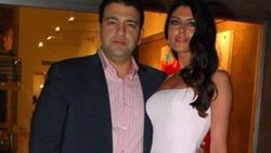 Mesut Yılmaz'ın eşinden gelinine jest