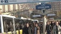 Metrobüs durağında uyuşturucu operasyonu
